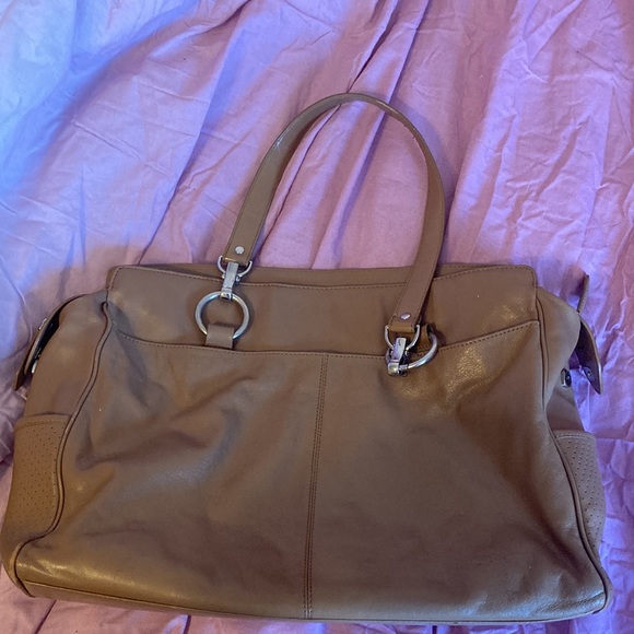 Wilson Leather tan weekend/overnight bag - Picture 5 of 9